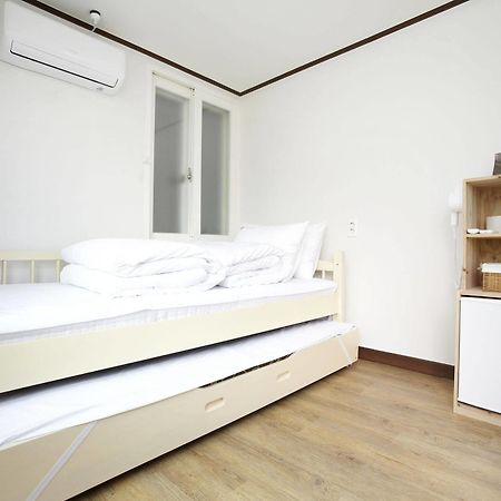 24 Guesthouse Sinchon Hongdae Seul Exterior foto